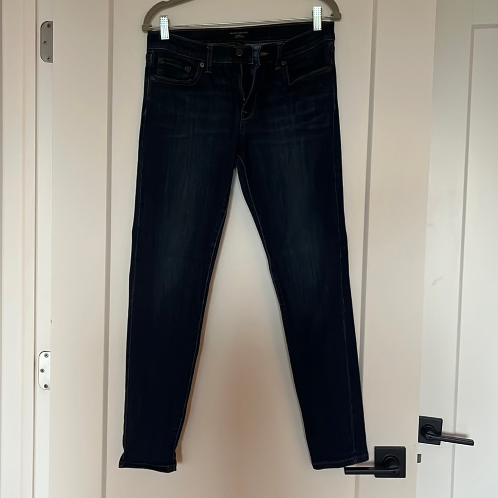 Dark wash skinny jeans